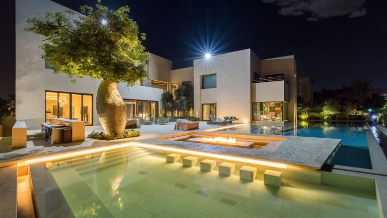 Ultra-luxury villas in Dubai for sale