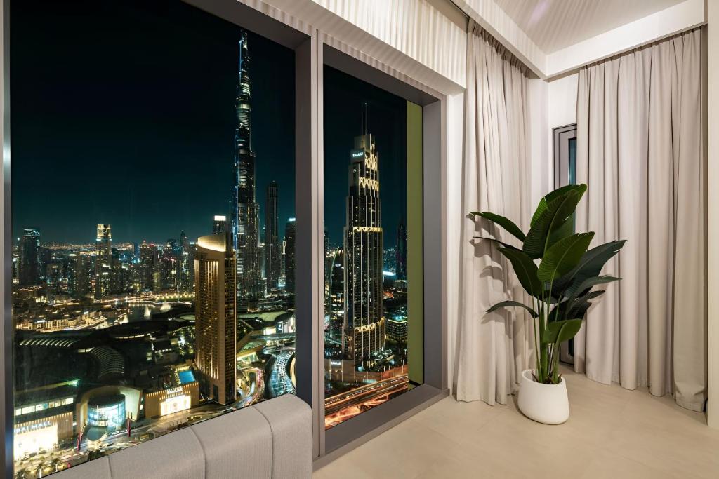 Burj Khalifa view apartments Dubai