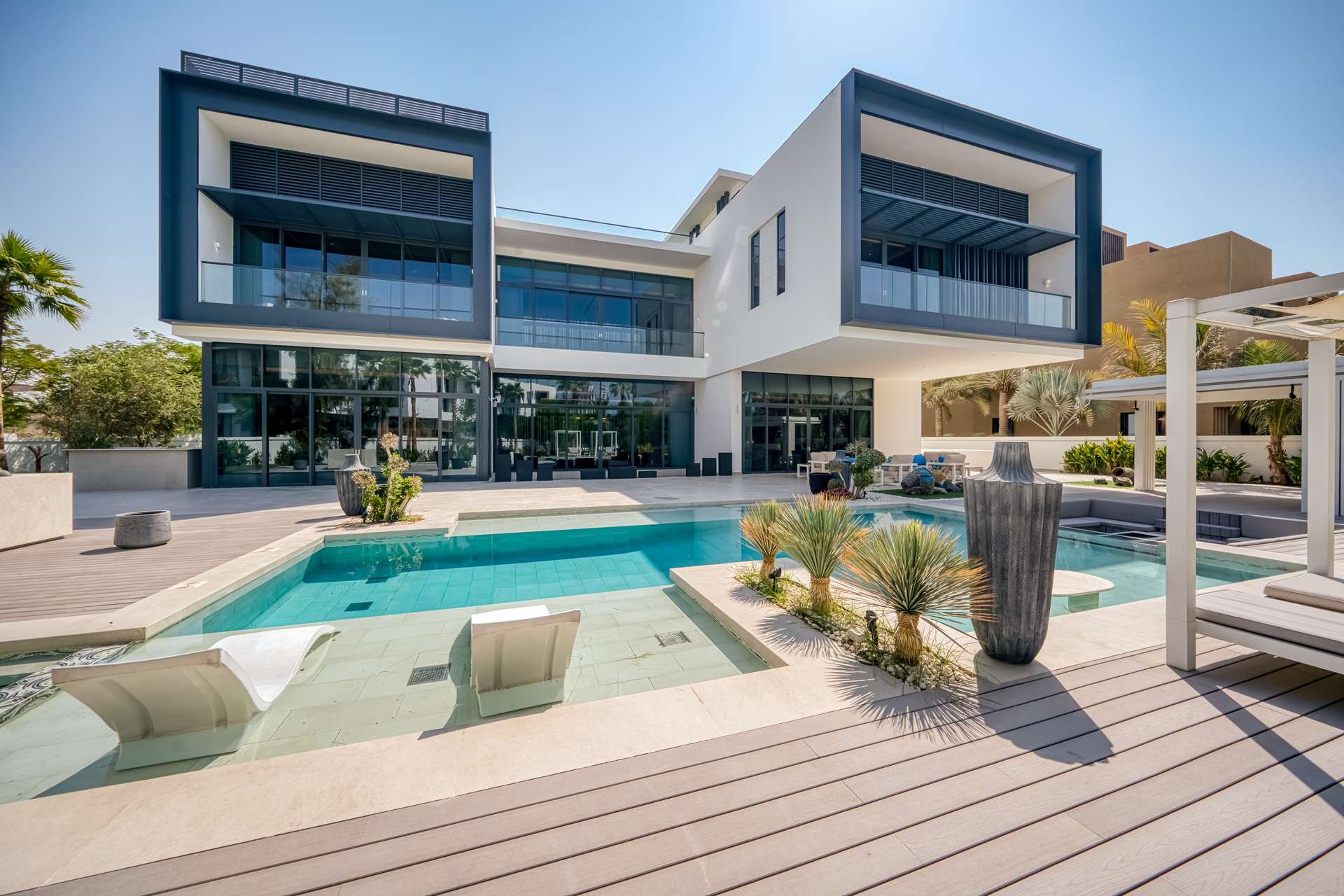 Luxury villas for sale in Dubai Hills Estate