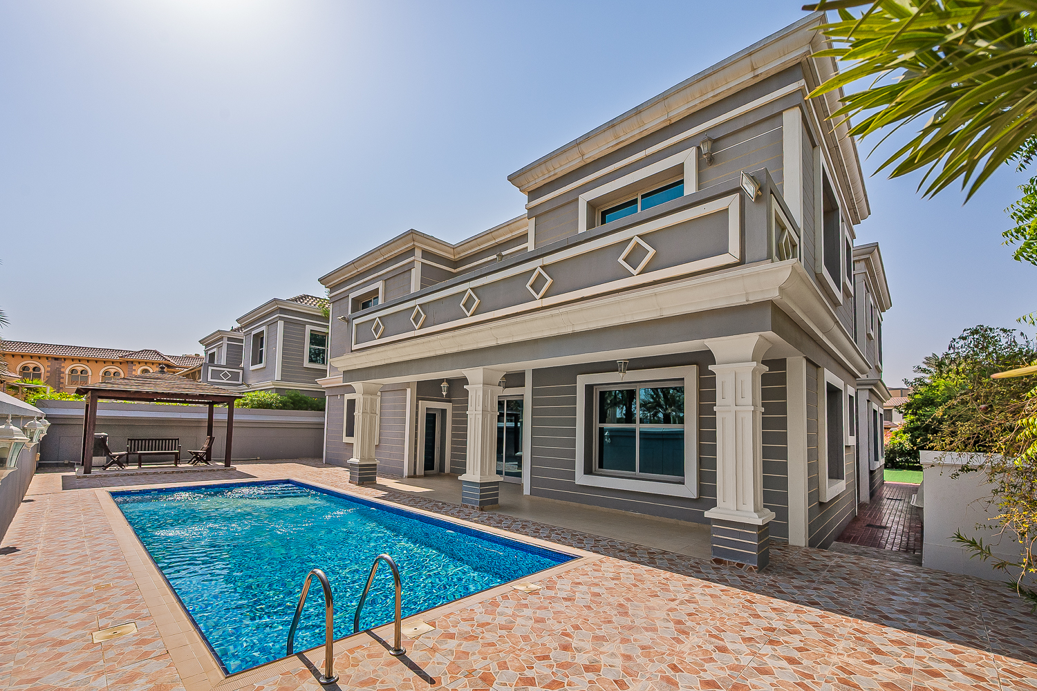 Ready villas for sale in Dubai