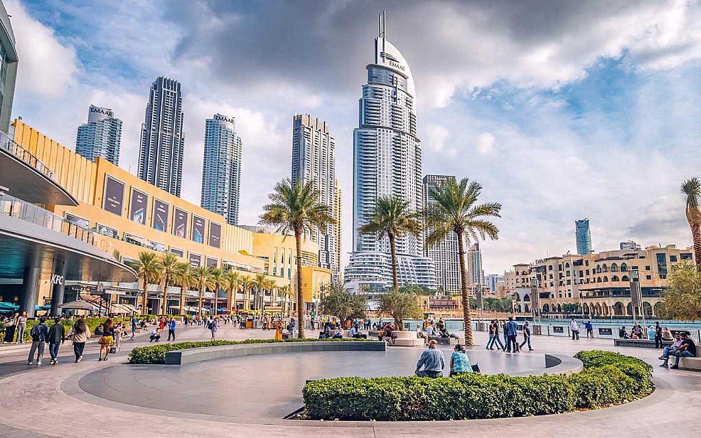 mercedes benz binghatti city meydan