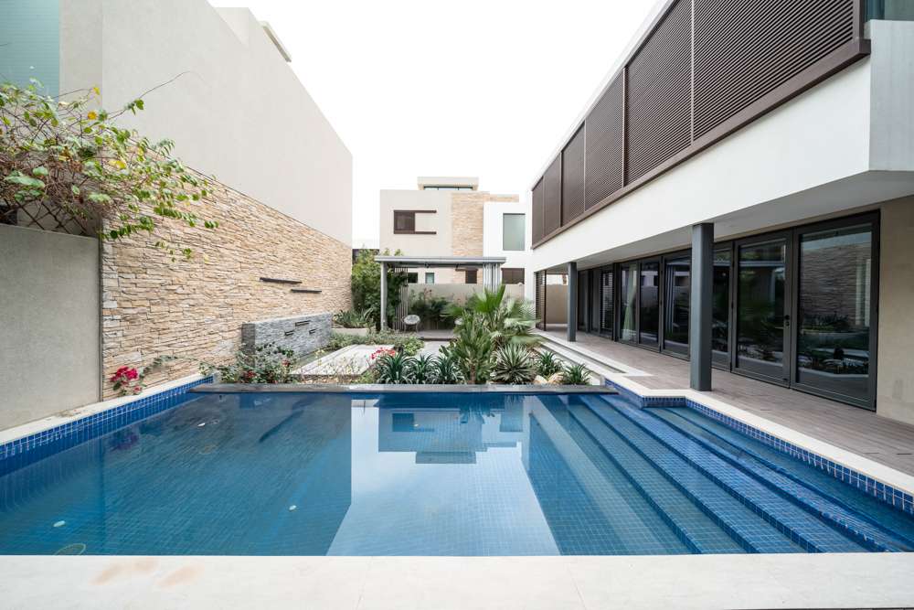 Ready to move villas Dubai
